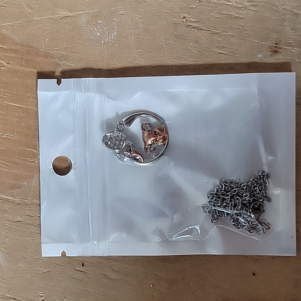 Elephant necklace